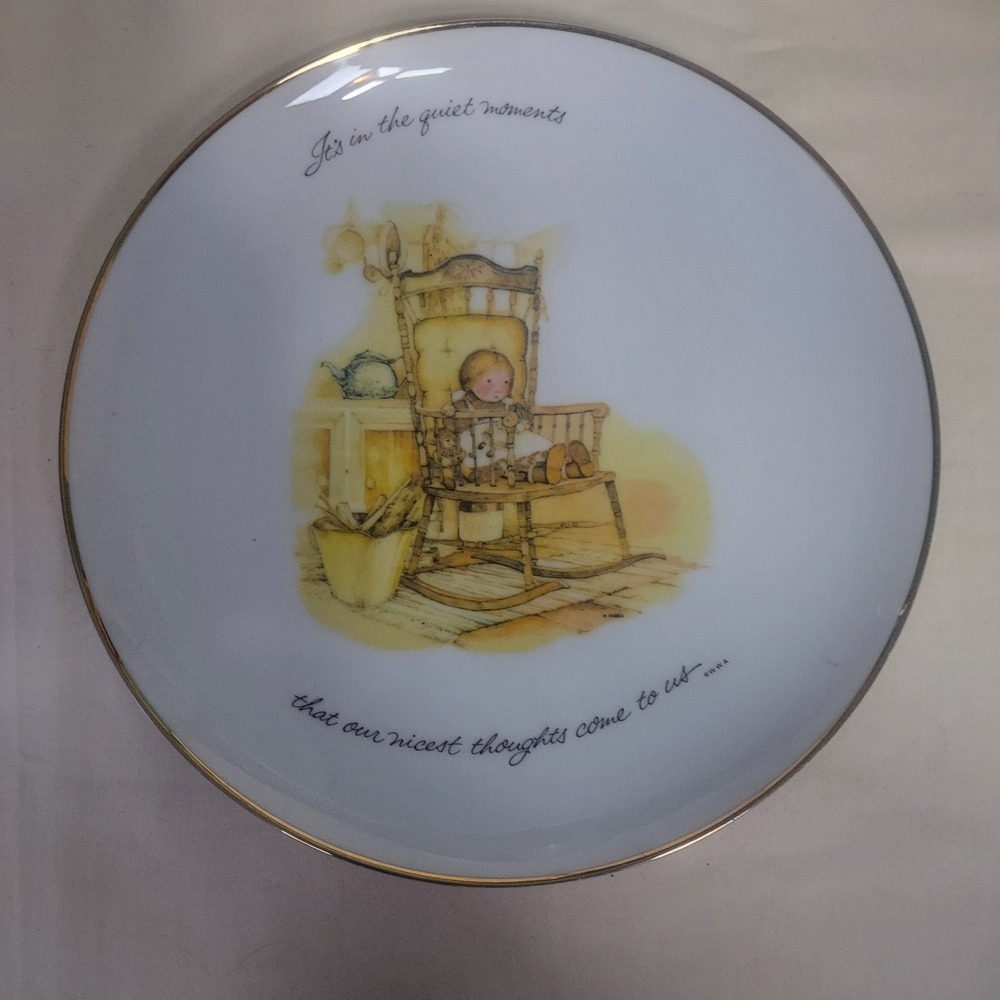 Vintage Holly Hobbie Porcelain Plate 10‎ 1/2 Inch Its In The Quiet Moments